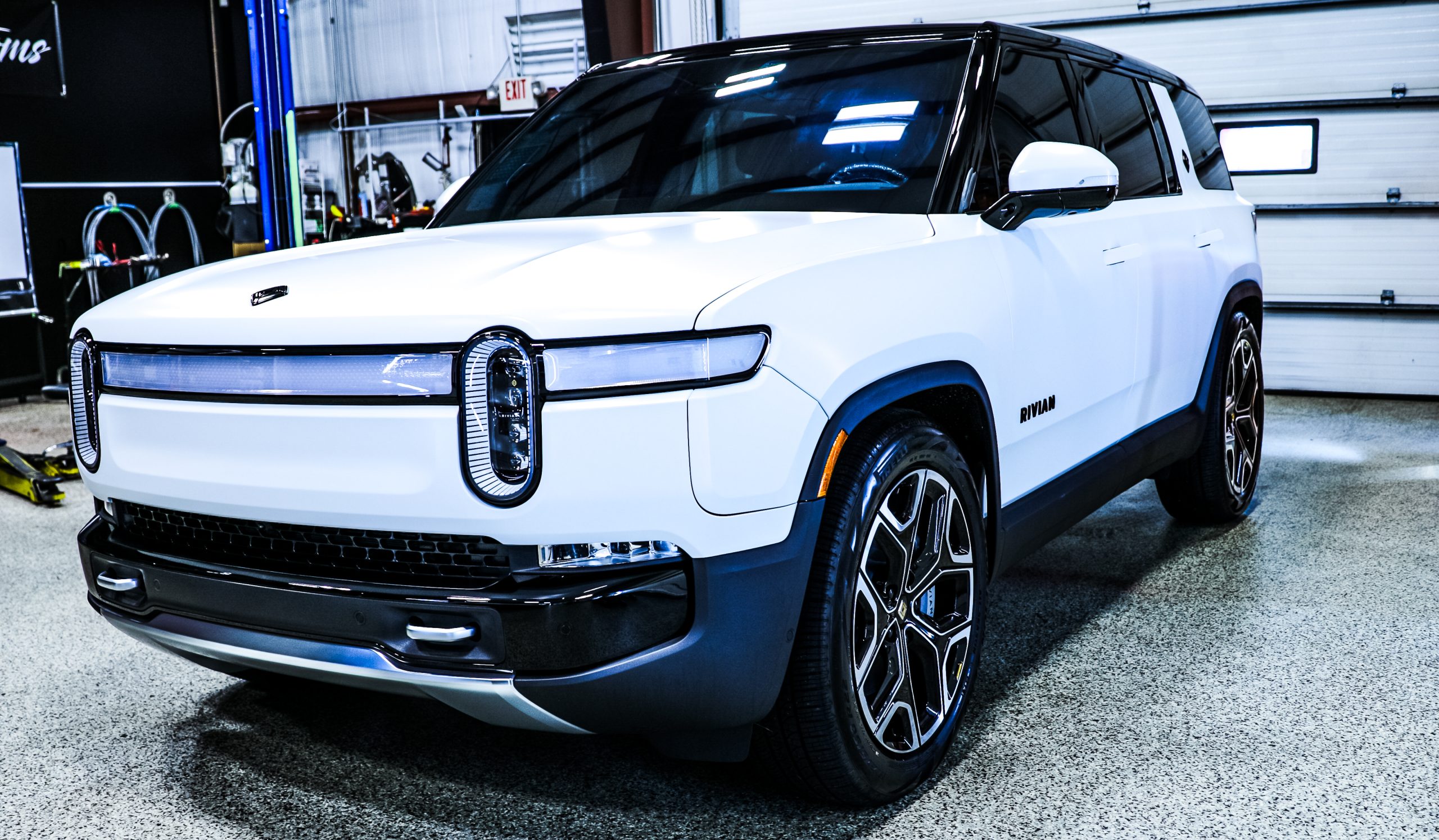 Stunning Rivian R1S Transformation will blow you away – Remarkable